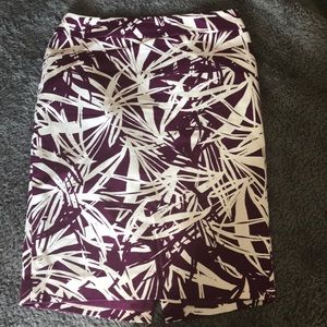 Nwt Loft purple white pencil skirt 2